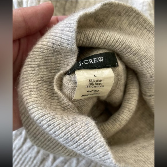 J.Crew Gray Cambridge Cable Knit Turtleneck - size large - Picture 7 of 9